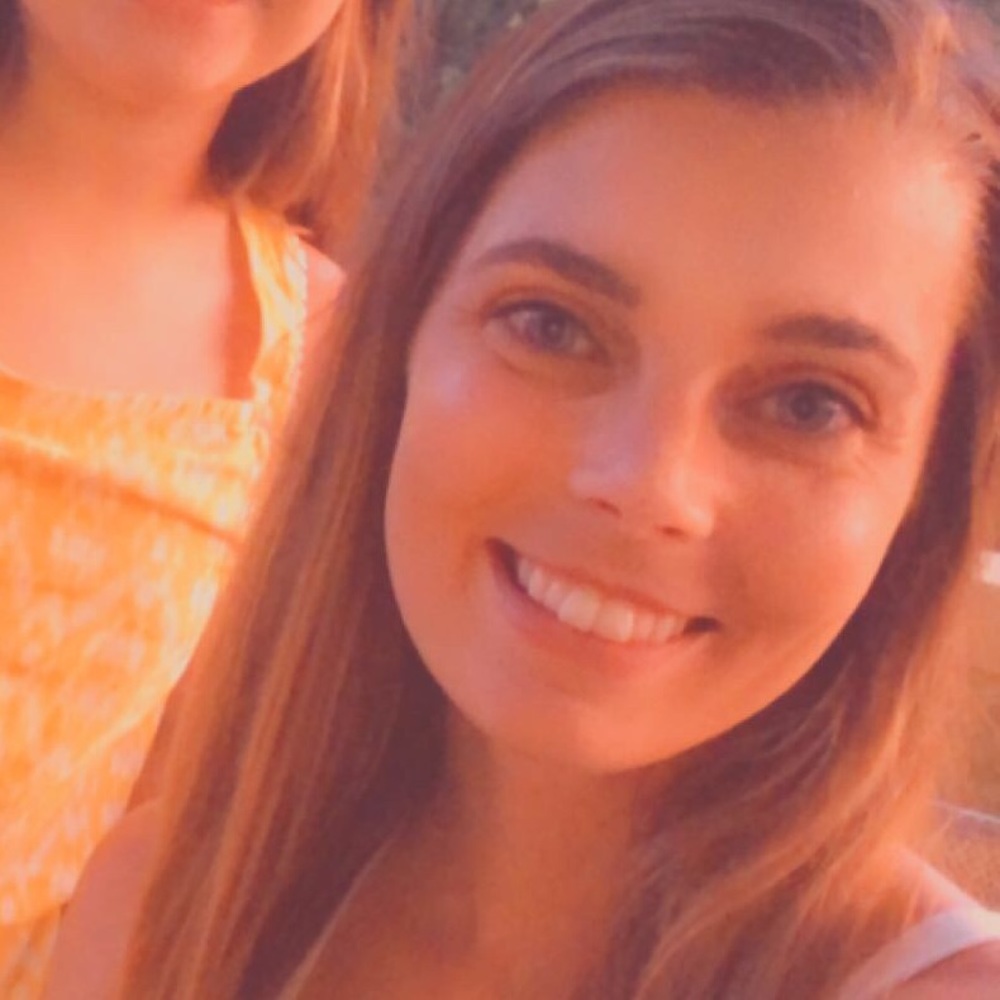 Meet your Posher, Kayla